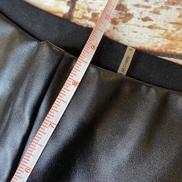 Dolce Cabo black faux leather leggings - Picture 7 of 12